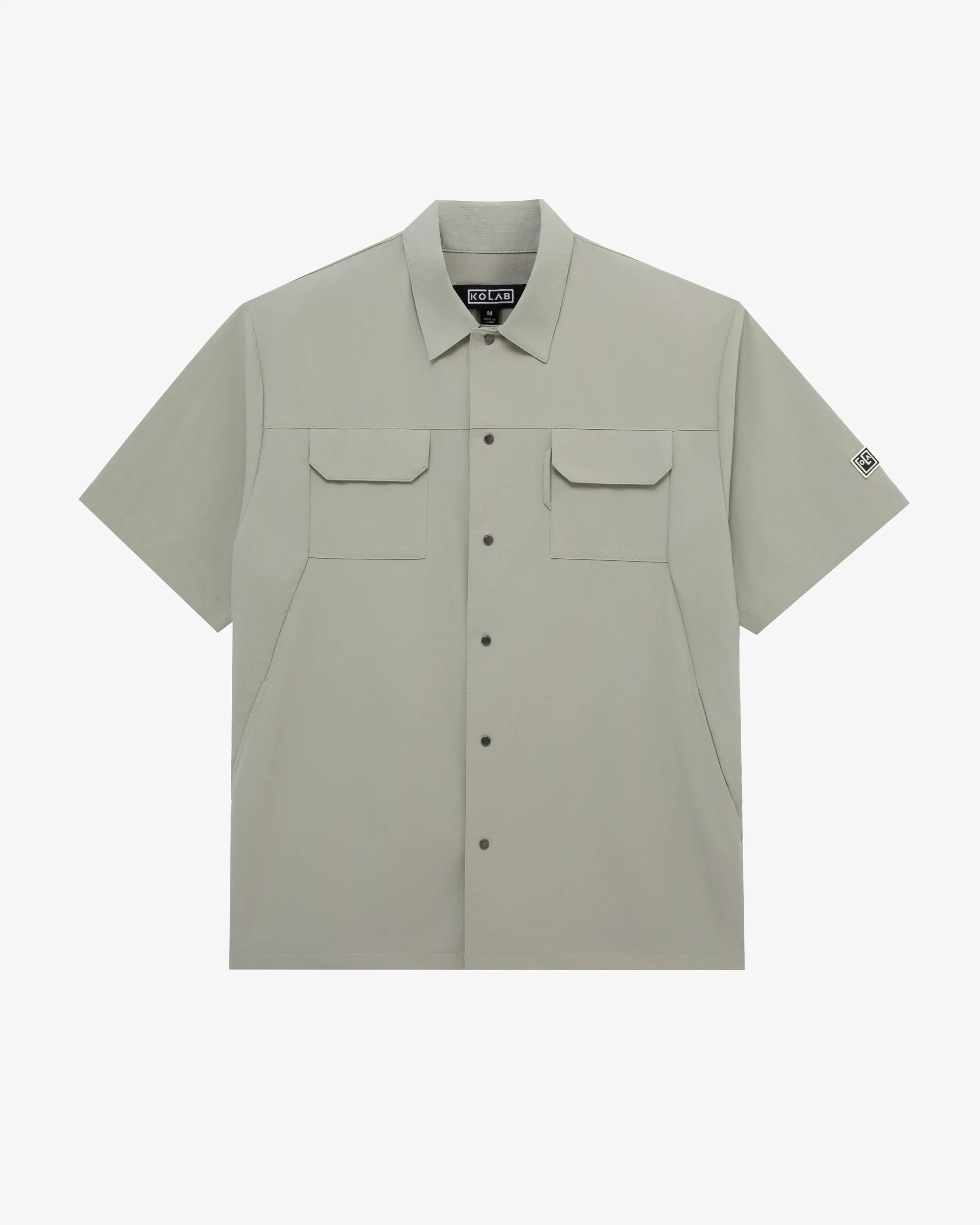 Men's Dynamic Short Sleeve Button-Up Shirt